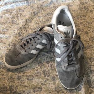 Adidas Women’s Suede Gazelle Shoes NEW